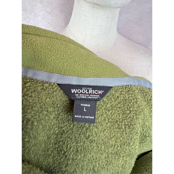 Green Woolrich Vest Women’s Size Large - Picture 5 of 6